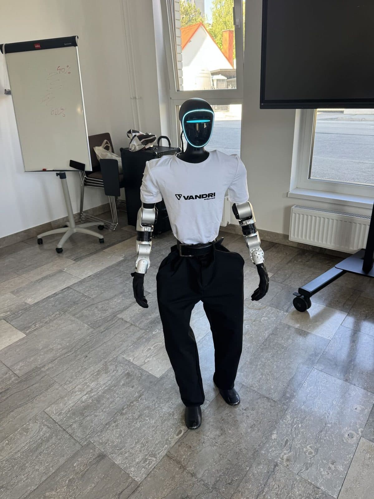 Robot na dogodku · Celje